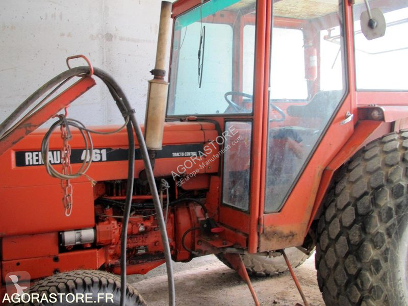 Tractor Renault R7441