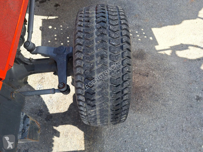 Друга техника Kubota B2150