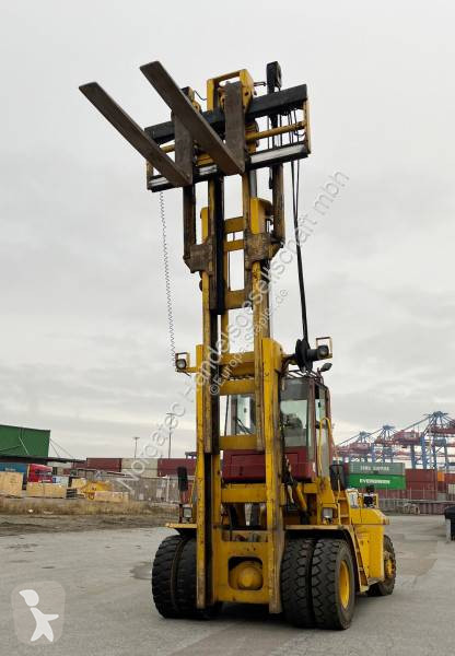 Chariot élévateur gros tonnage CVS Ferrari F16