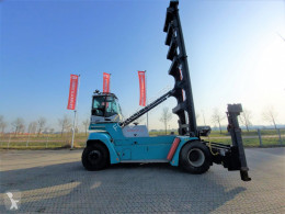SMV containers handling heavy forklift