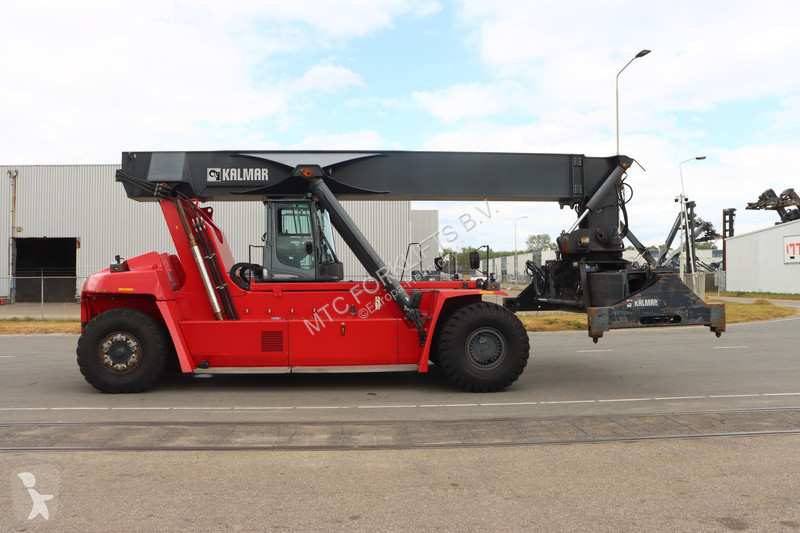Тежкотоварни мотокари Kalmar DRG450-65S5