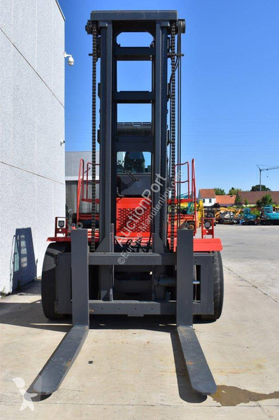 Chariot élévateur gros tonnage Kalmar DC18-1200