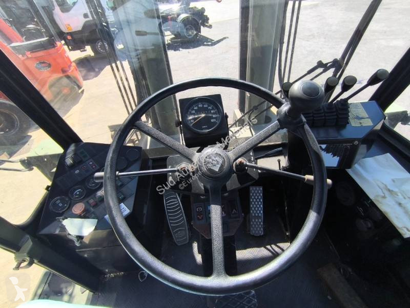 Stivuitor de mare tonaj Valmet TD1612