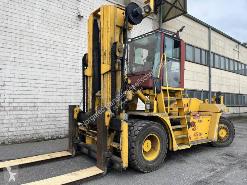 Chariot élévateur gros tonnage CVS Ferrari F16