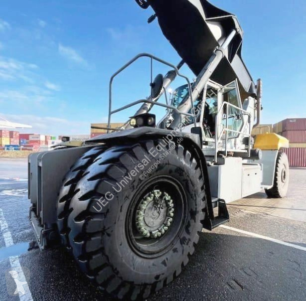 Chariot élévateur gros tonnage Hyster...