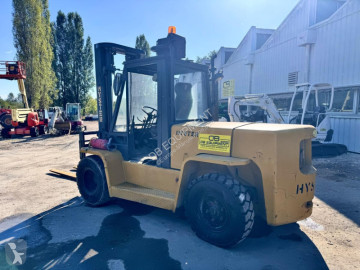 Chariot gros tonnage à fourches Hyster