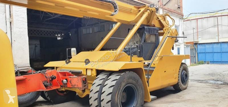 Chariot élévateur gros tonnage Terex PPM ECH 17725