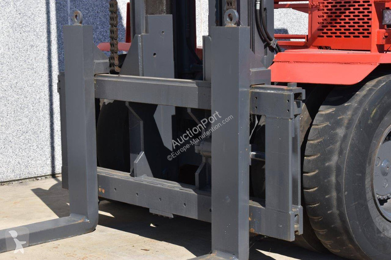 Chariot élévateur gros tonnage Kalmar DC18-1200
