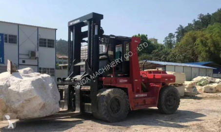 Carretilla portacontenedores para contenedores cargados Mitsubishi