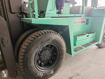 Carretilla grande carga con horquillas Mitsubishi