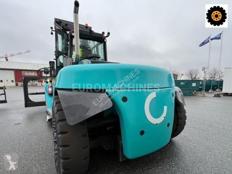 Stivuitor de mare tonaj SMV  SMV22-1200C