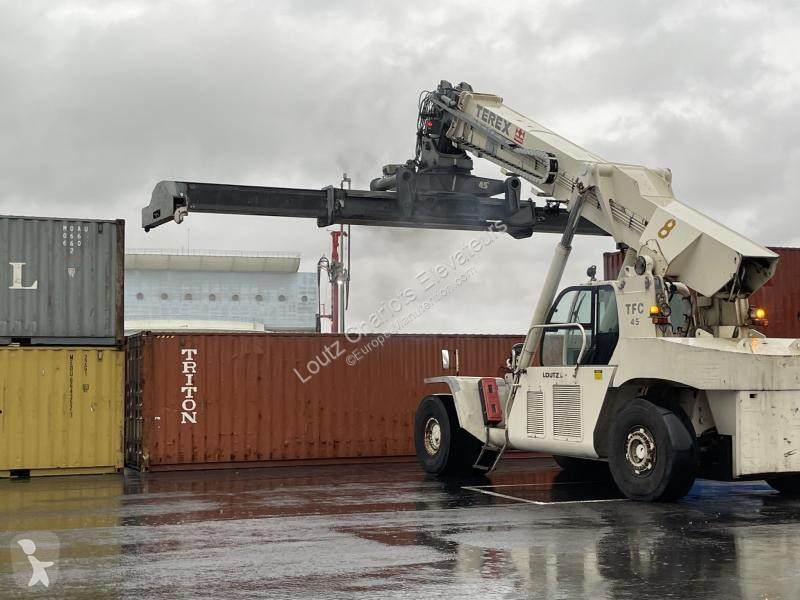 Stivuitor de mare tonaj Terex