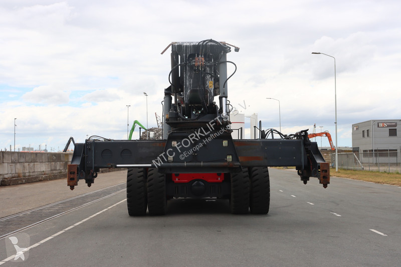 Тежкотоварни мотокари Kalmar DRG450-65S5