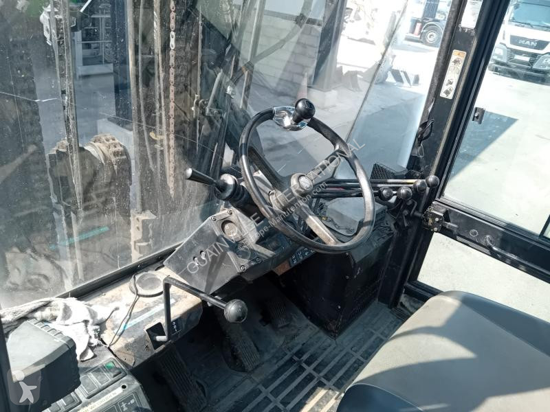 رافعة شوكية ثقيلة Hyster  H900
