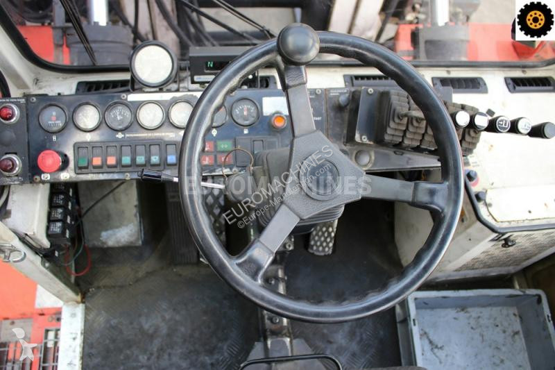 Chariot élévateur gros tonnage Svetruck  30-120-46