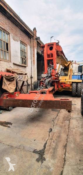 Chariot élévateur gros tonnage Terex PPM ECH 17725