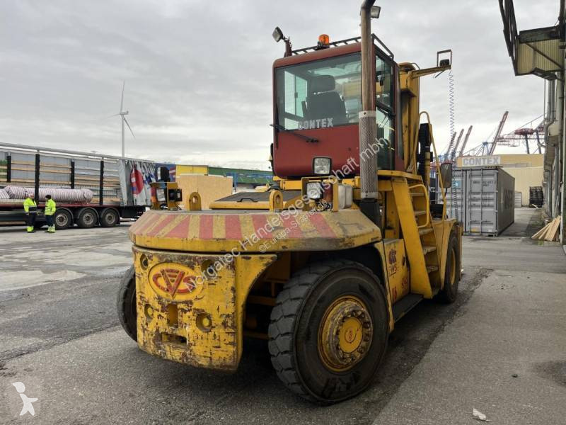Chariot élévateur gros tonnage CVS Ferrari F16