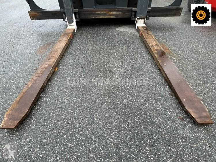 Stivuitor de mare tonaj SMV  SMV22-1200C