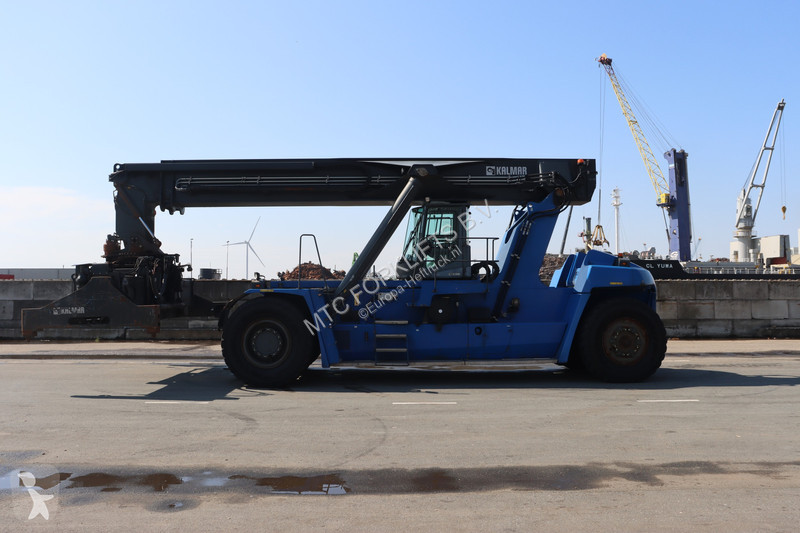 Тежкотоварни мотокари Kalmar DRG450-70S5XS