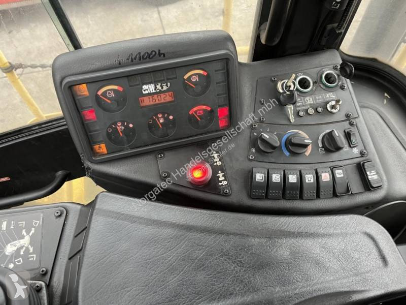 Chariot élévateur gros tonnage Hyster H23XM-12EC