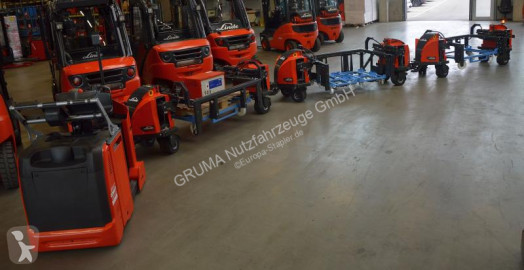 Manipulační traktor Linde