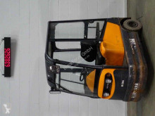 Still handling tractor R 06