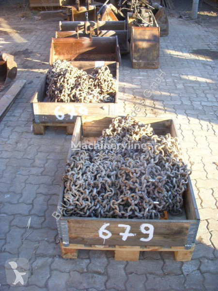جرار مناولة (679) Reifenschutzketten / tyre...