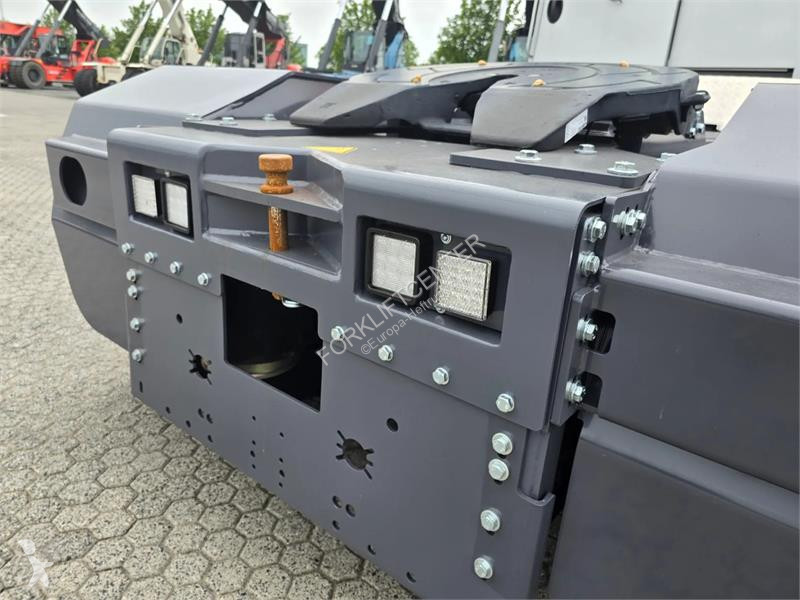 جرار مناولة Mafi R336 4x4