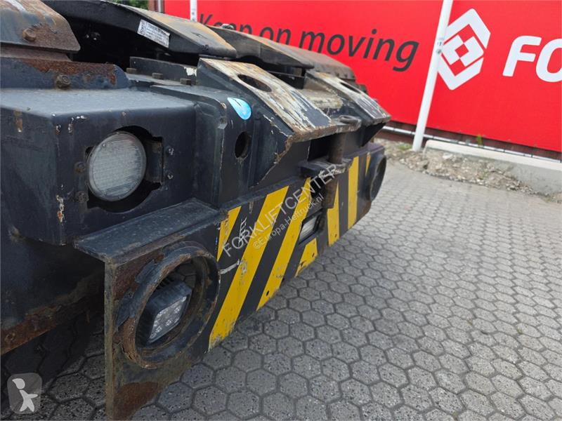 جرار مناولة Terberg 4x4