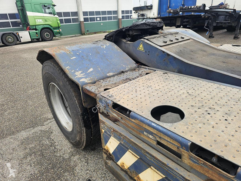 Alt utilaj Terberg /TERMINAL TRACTOR 4X4/...