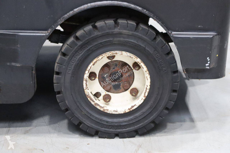 Tracteur de manutention  MT70