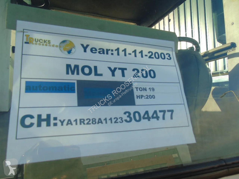 Влекач MOL YT 200 4X2