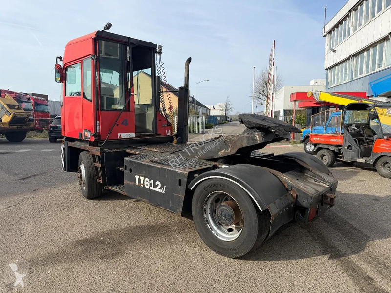 Влекач Kalmar TT612D