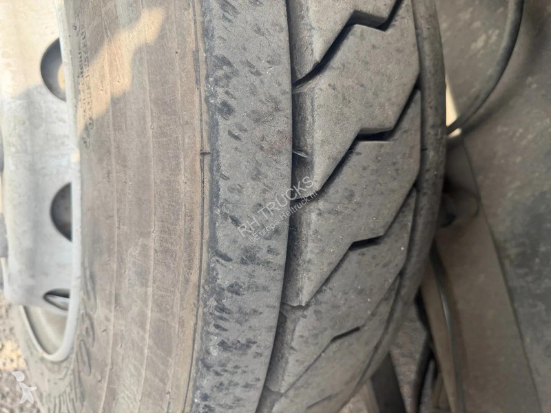 جرار مناولة Terberg 4X2