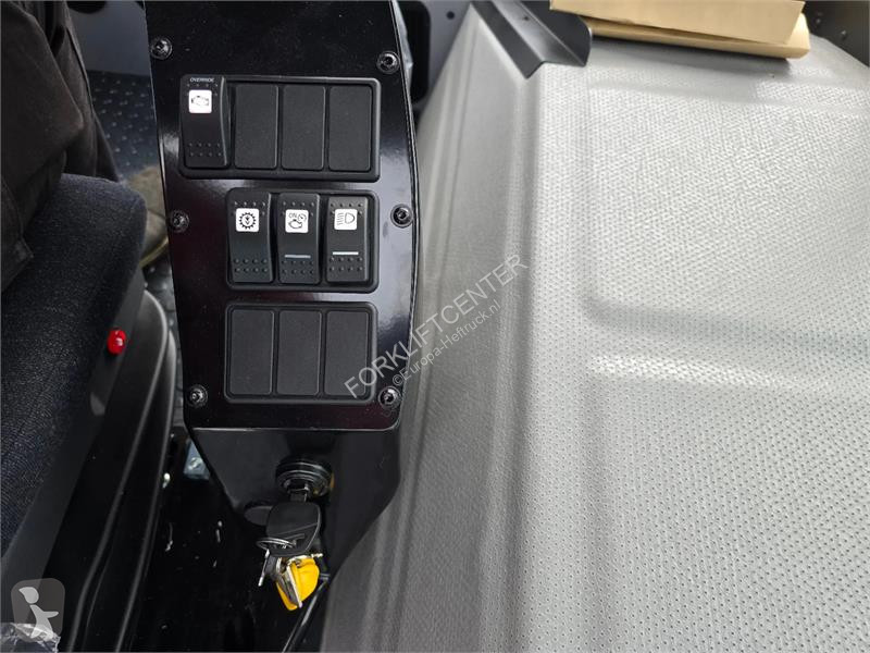 جرار مناولة Mafi R336 4x4