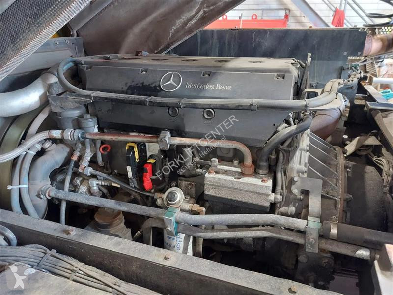 Magazijntrekker Terberg 4x4