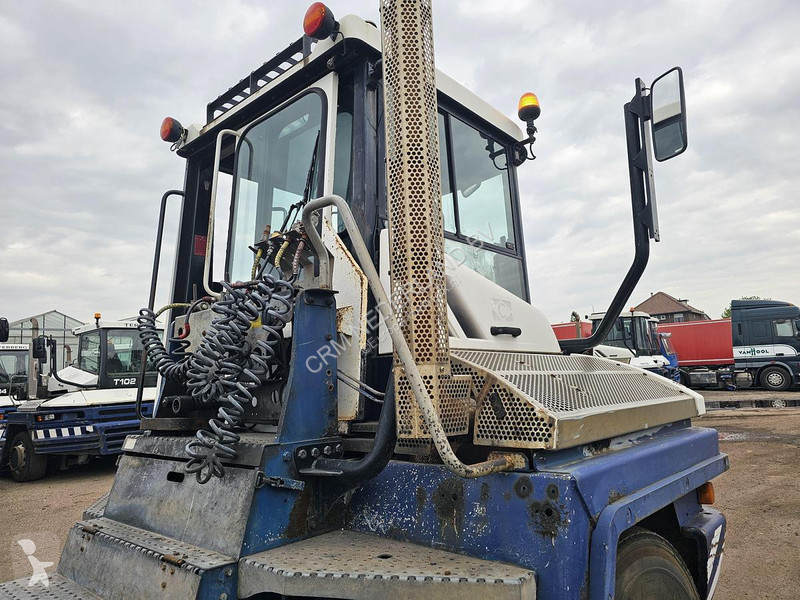 جرار مناولة Terberg | TERMINAL TRACTOR 4X4|...