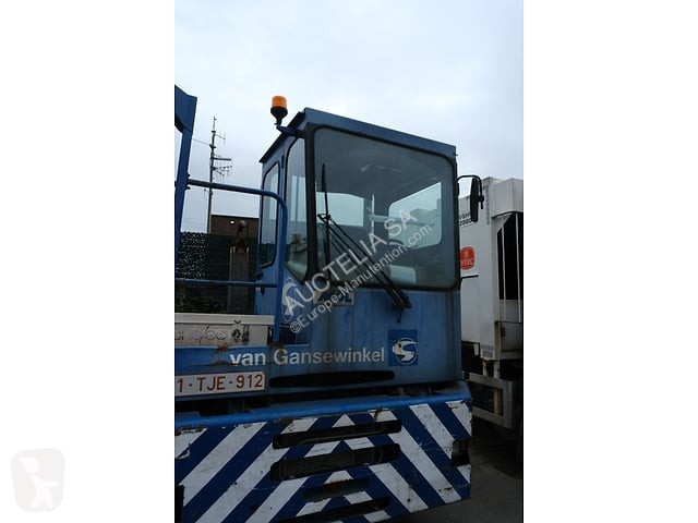 Tractor de movimentação MOL CT200/4x2
