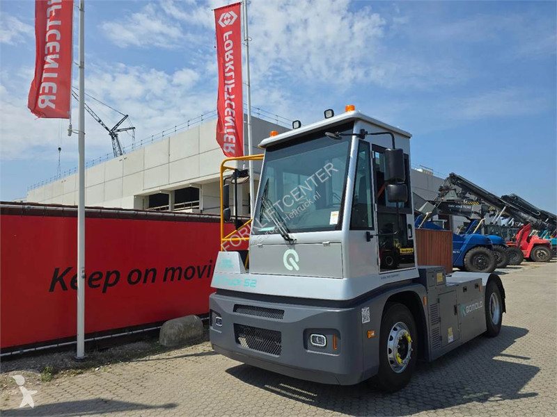 Carrello trattore  E-Truck S2