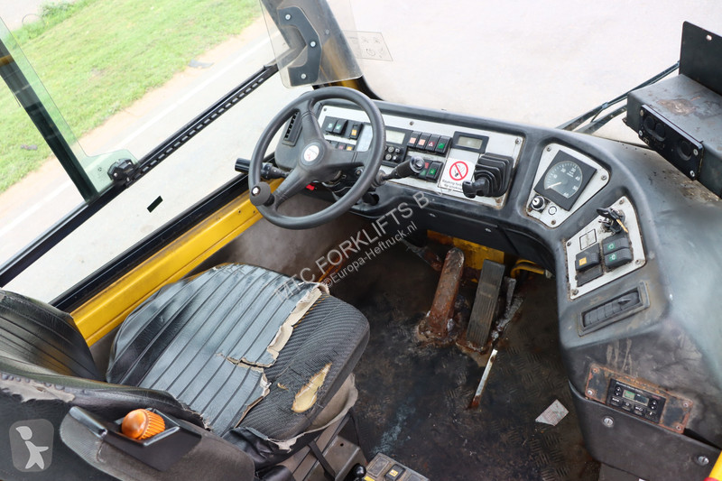 جرار مناولة Terberg BC182