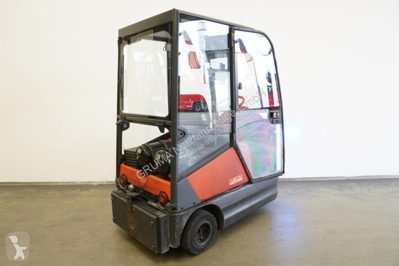 Tracteur de manutention Linde 126