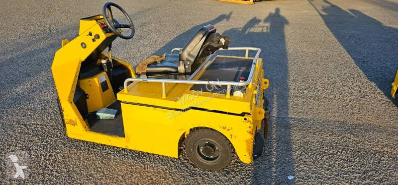 Tracteur de manutention Charlatte TE206