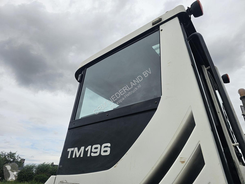 Alt utilaj Terberg /TERMINAL TRACTOR 4X4/...