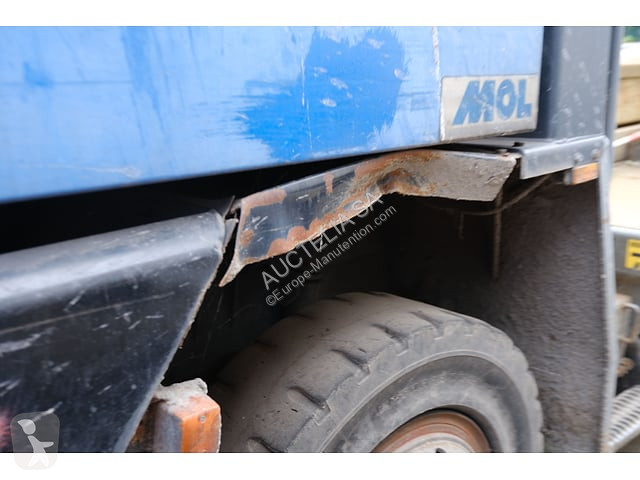 Tractor de movimentação MOL CT200/4x2