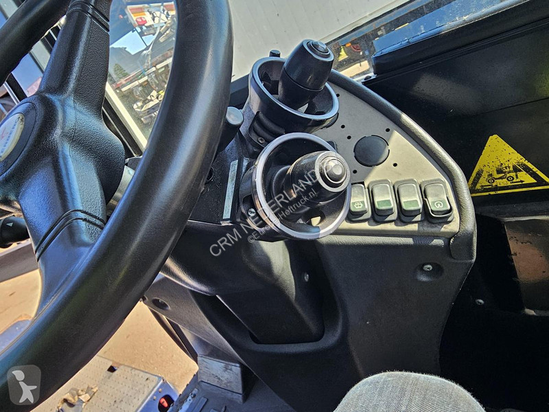 جرار مناولة Terberg | TERMINAL TRACTOR 4X4|...