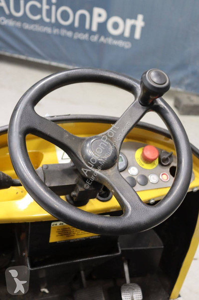 Tracteur de manutention  MT70