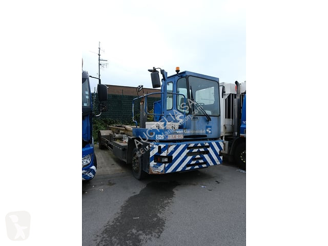 Tractor de movimentação MOL CT200/4x2