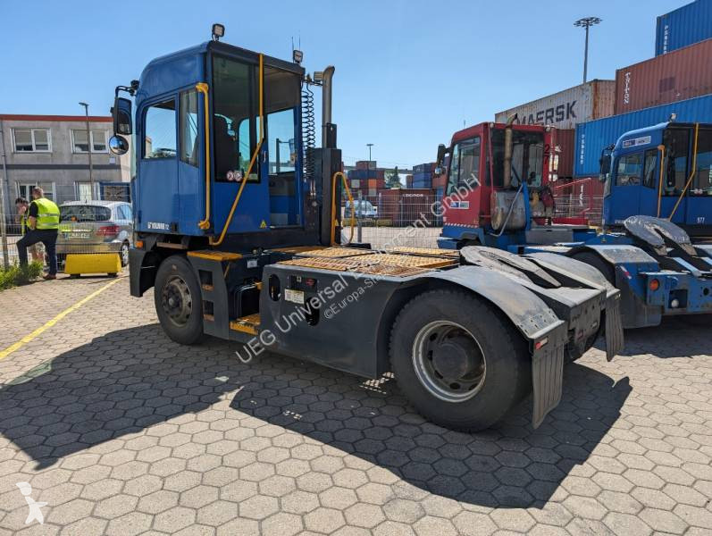 Tracteur de manutention Kalmar T2