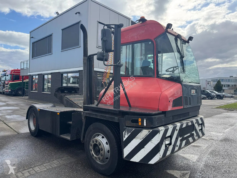 Tracteur de manutention Kalmar TT612D 4X2