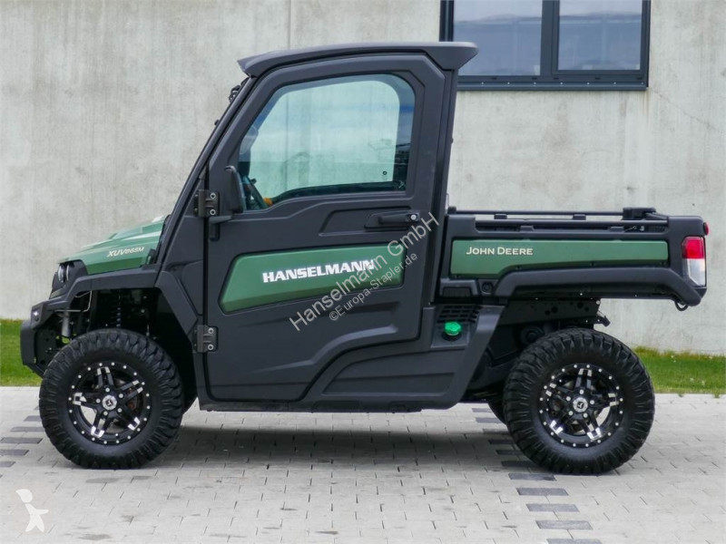 جرار مناولة John Deere XUV865M